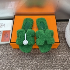 Hermes Slippers